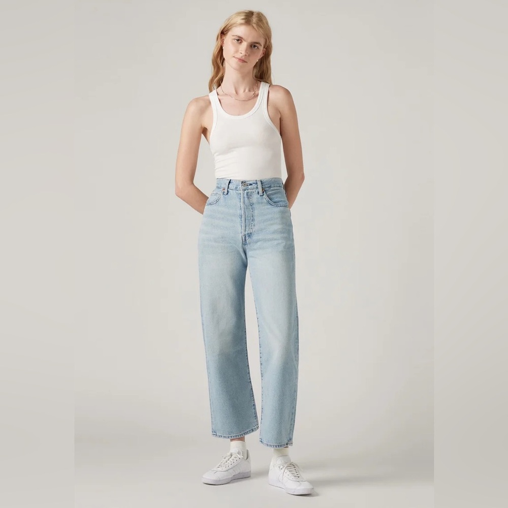 Levi's Women's High Rise Ribcage Straight Ankle Jeans - Light Blue Wash